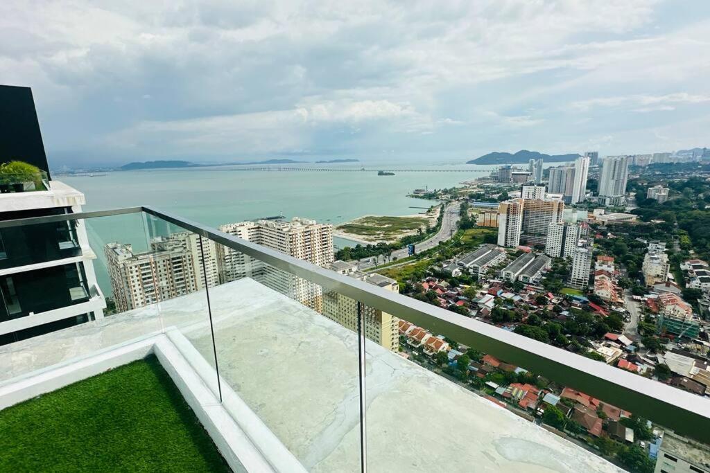 Pangsapuri Deluxe Seaview Georgetown Penang @ Comfylux